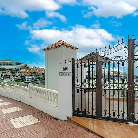 Neptuno Ocean Front Apartment Puerto de Santiago (Tenerife)