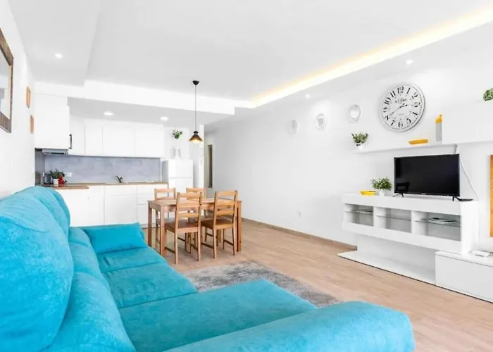 Apartment Neptuno Ocean Front Puerto de Santiago (Tenerife)