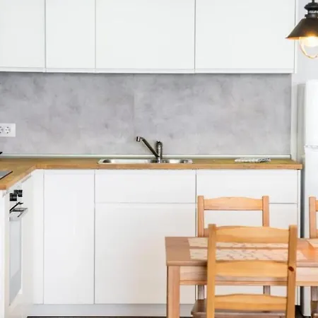 Neptuno Ocean Front Apartment Puerto de Santiago (Tenerife)